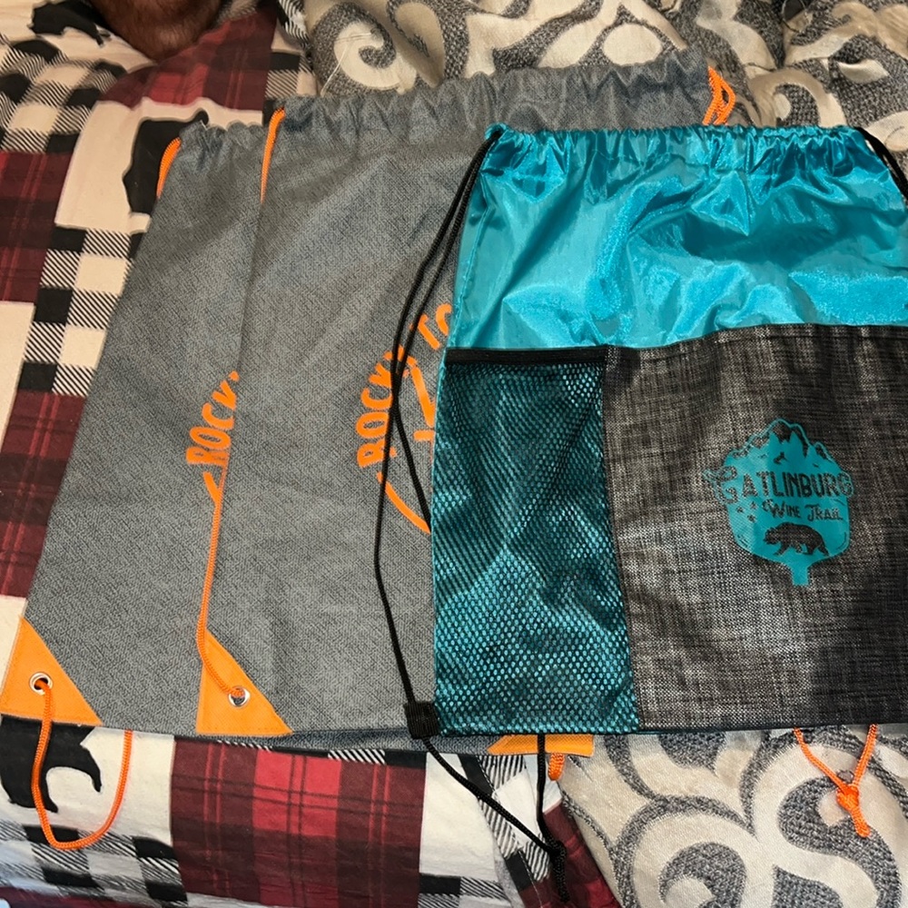 3 swag bags wine trail NEW